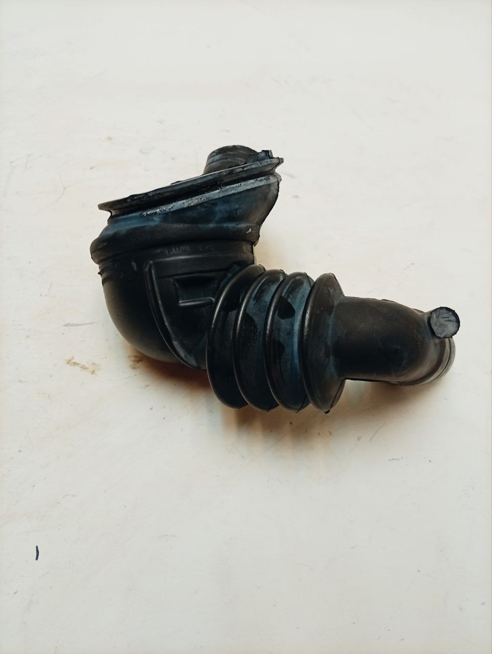 S1WTF3002A кт14 Сливной патрубок к стиральной машине Bosch Siemens б/у