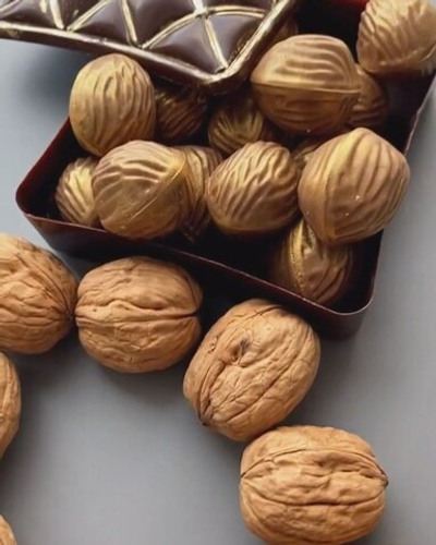 Поликарбонатная форма для шоколада №246