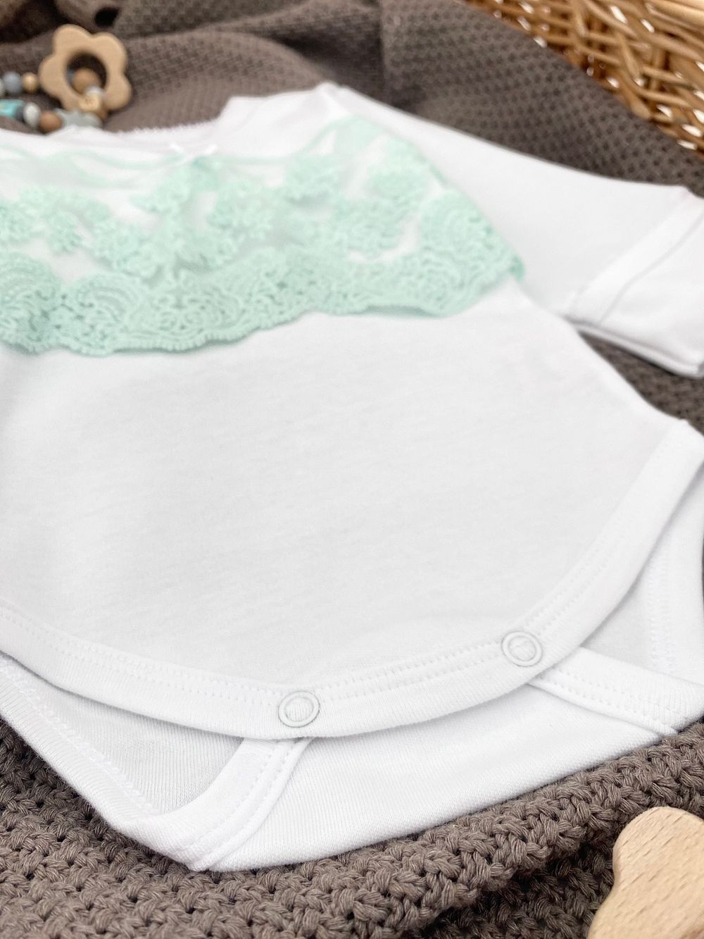 Боди с кружевом