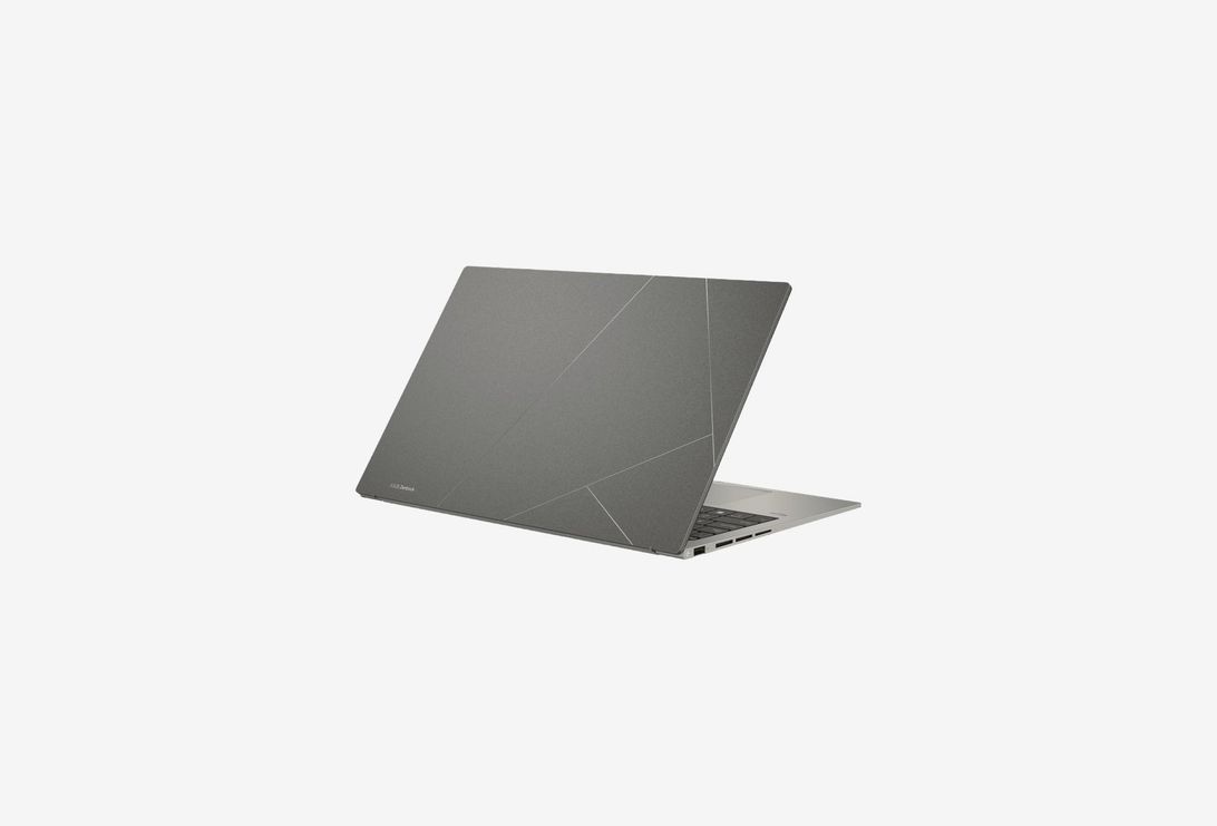 UM3504DA-MA475_0626226100141