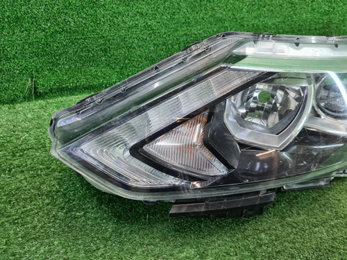 Битая Фара левая Nissan Qashqai J11 (2013-2019) галоген