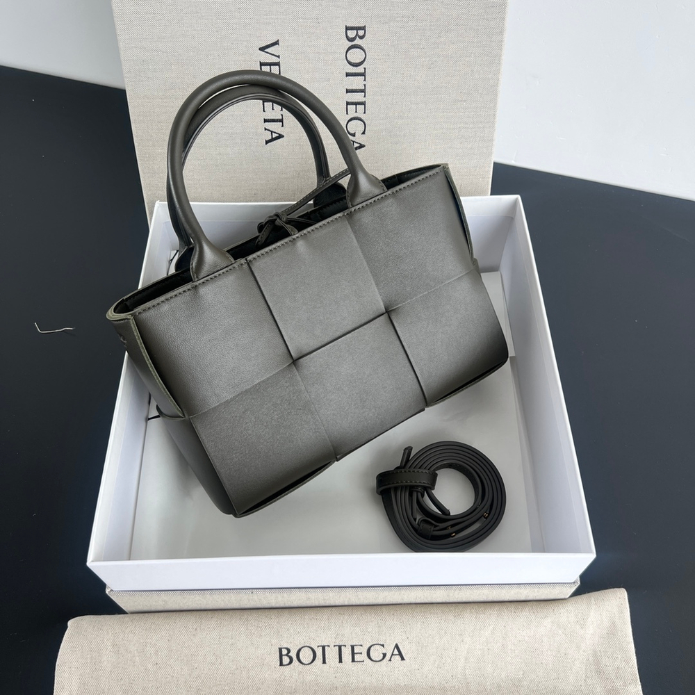 Bottega Veneta Mini Arco Tote Bag