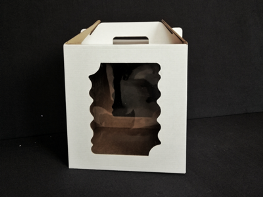 Коробка для торта с ручкой 24*24*26. 2 фигурных окна