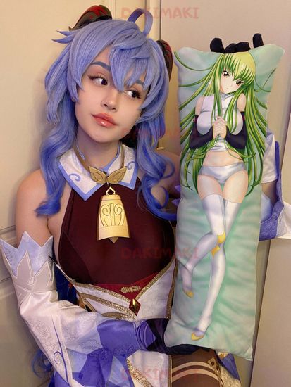 Мини дакимакура С.С. из Код Гиас: Восставший Лелуш арт. M0108, 60х20 см