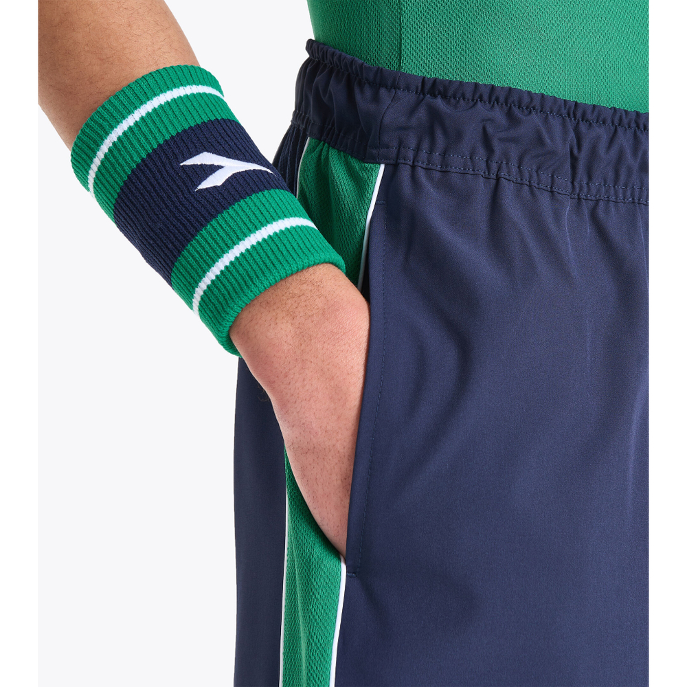 Одежда для тенниса , Шорты DIADORA  .