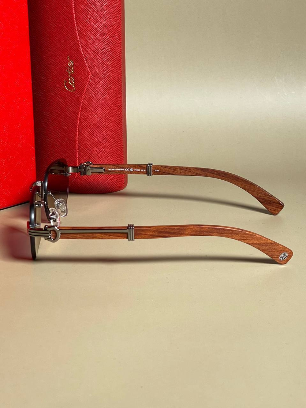 Солнцезащитные очки Cartier