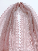 Оренбургский пуховый палантин А12040-06 магнолия