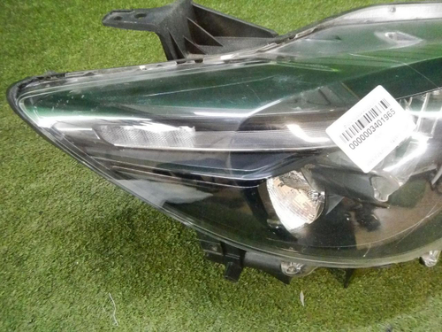 Фара правая Mazda CX-5 1 (2015-2017) LED