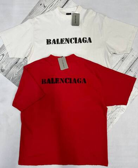 Футболка Balenciaga