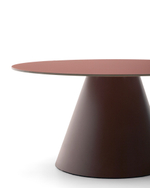 Журнальный столик Wilshire из стекла и стали терракотовый Ø80cm