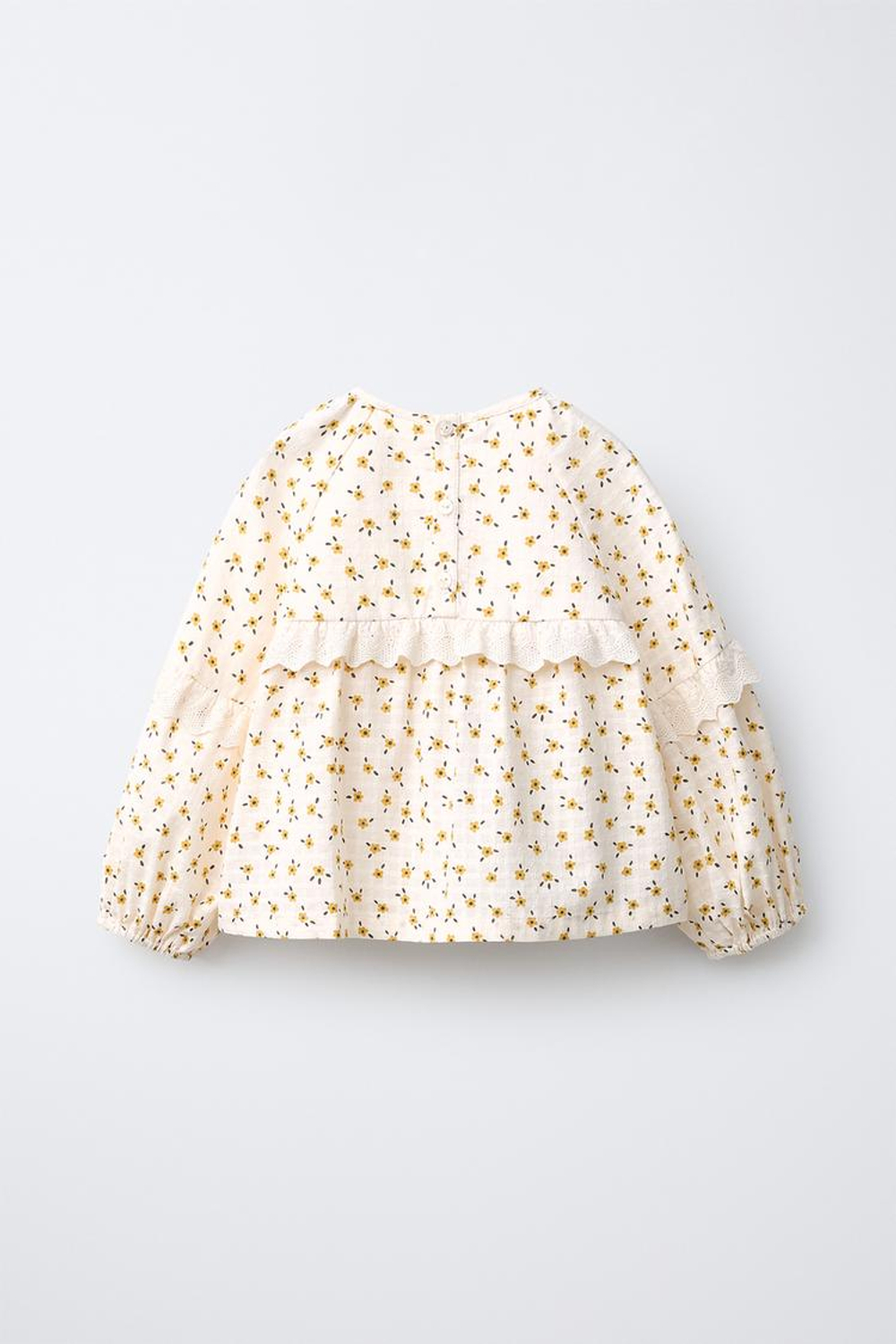 ZARA БЛУЗА С ЦВЕТОЧНЫМ ПРИНТОМ, ВОЛАНАМИ И КРУЖЕВОМ, ЭКРЮ