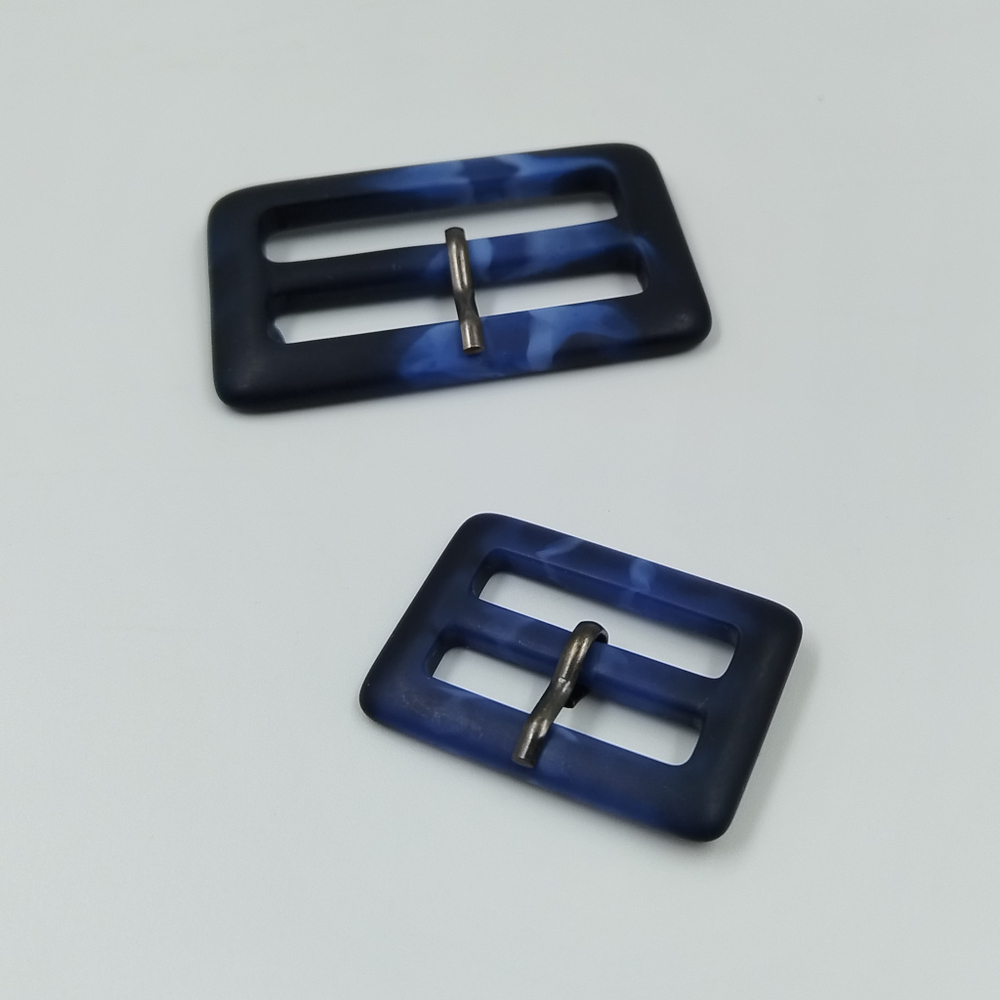 CP117 Пряжка матовая