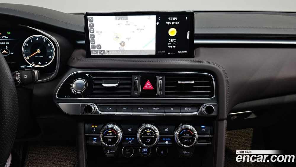 Genesis The New G70 Бензин 2.0T 2WD (05.2021)