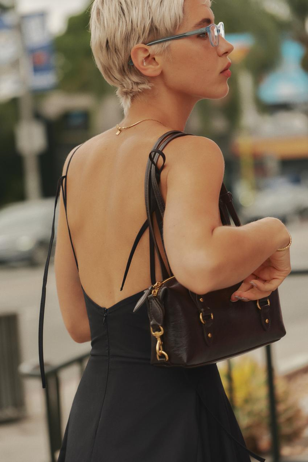 ZARA ПЛАТЬЕ МИДИ ИЗ ГАБАРДИНА С РАСКЛЕШЕННОЙ ЮБКОЙ, ЧЕРНЫЙ