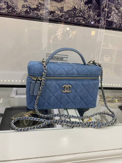 Сумка CHANEL