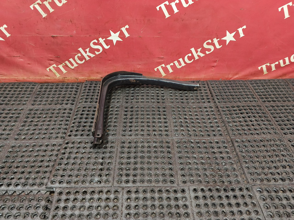 Кронштейн топливного бака 2023г