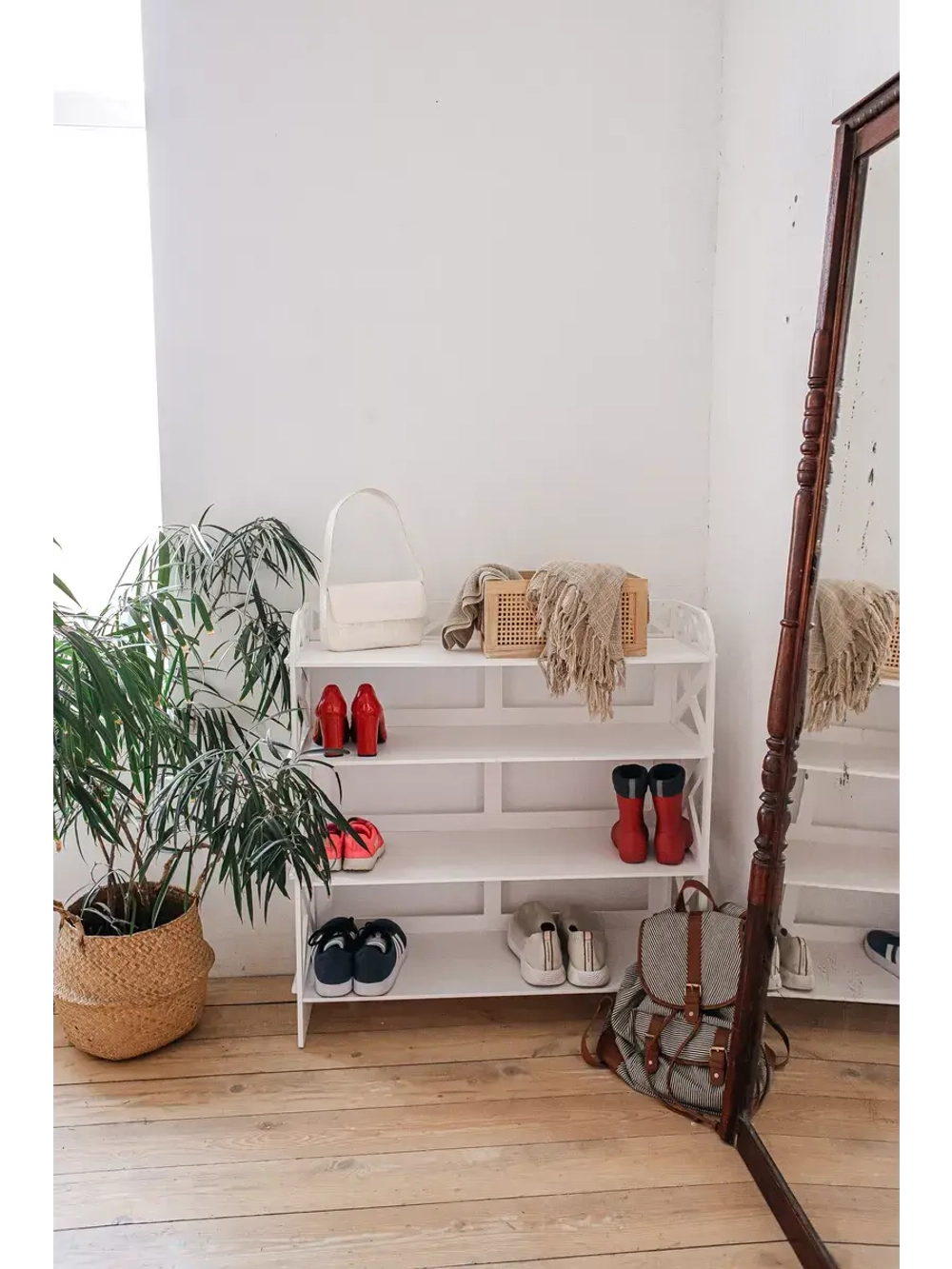 Стеллаж напольный обувница полки деревянные