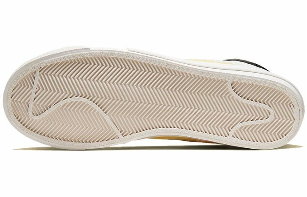Кроссовки Nike Drop-Type Mid