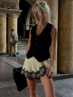 Юбка мини с разрезом и кружевом lime