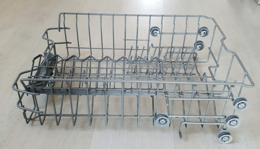 Верхняя корзина для посудомоечных машин шириной 45 см Бош и др. в комплекте с колесиками