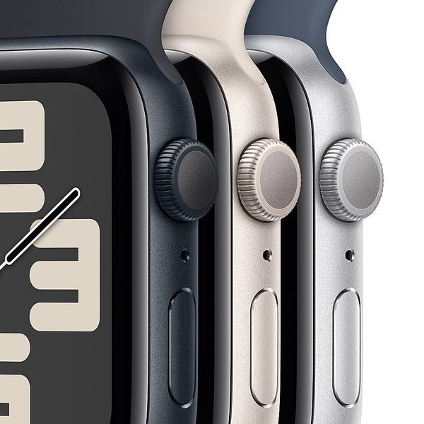 Умные часы Apple Watch SE 2024 40 мм из алюминия цвета «тёмная ночь», спортивный ремешок «тёмная ночь» (S/M)
