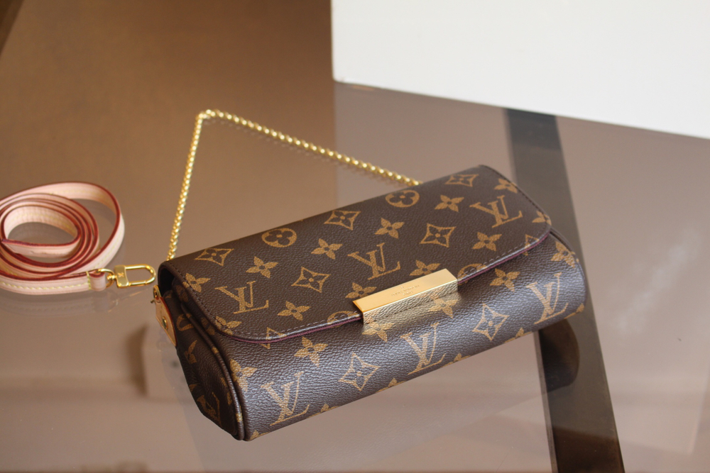 Louis Vuitton Favorite PM