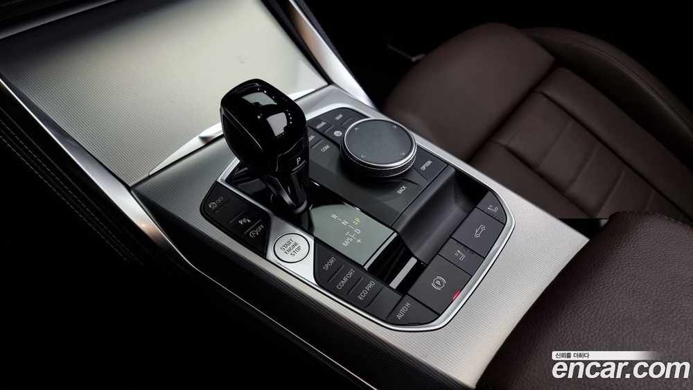 BMW 4 Series (G22) 420i M Sports Convertible (09.2021)