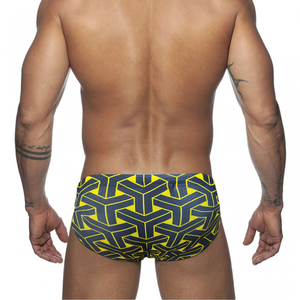 Черные мужские плавки с ярким геометрическим принтом (Размер: M) (Цвет: черный)