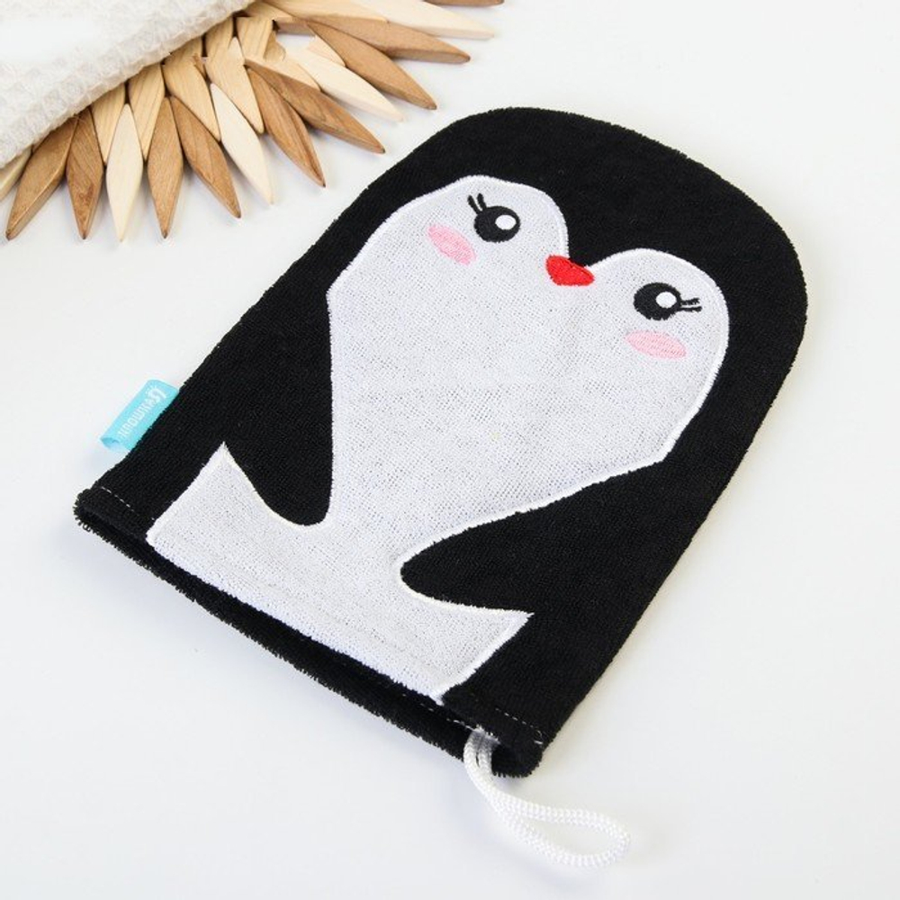 4679996 Игрушка-мочалка для купания "Пингвинчик" из махры