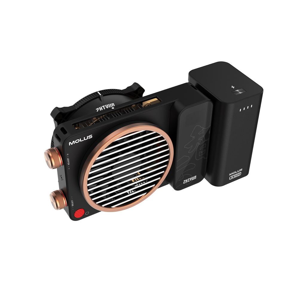 Осветитель Zhiyun MOLUS X100RGB COB Light PRO чёрный