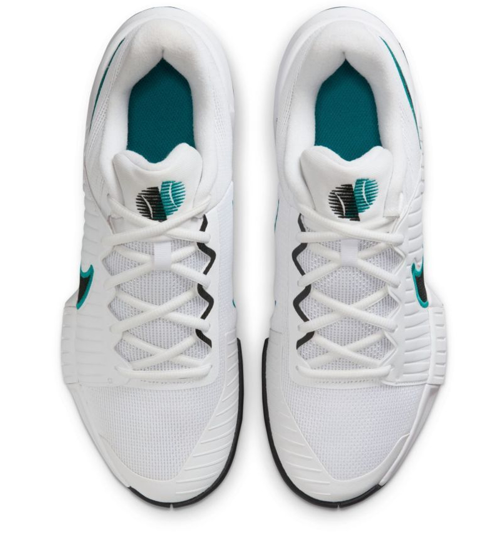 Теннисные кроссовки Nike Zoom GP Challenge Pro - white/black radiant/emerald