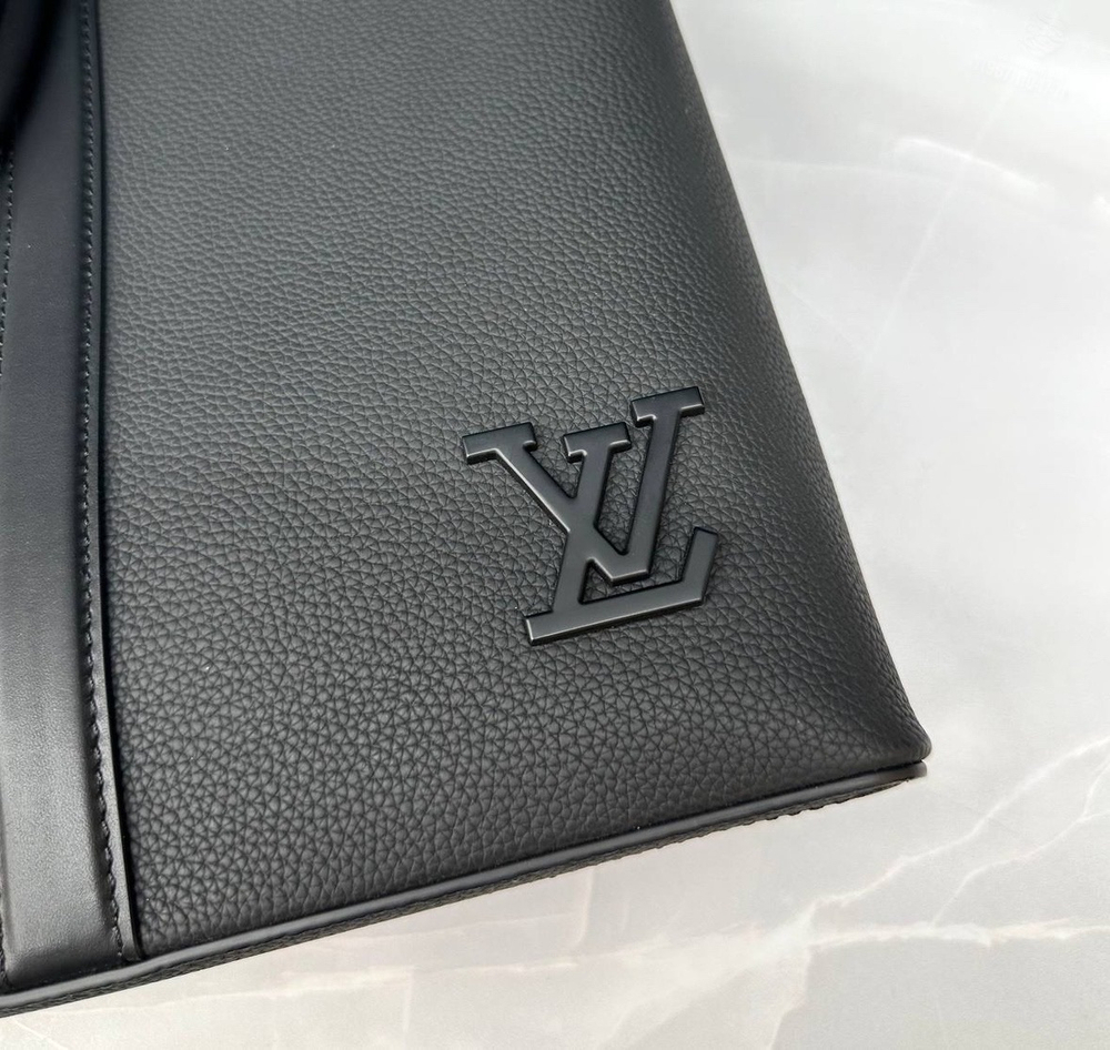 Портфель Louis Vuitton
