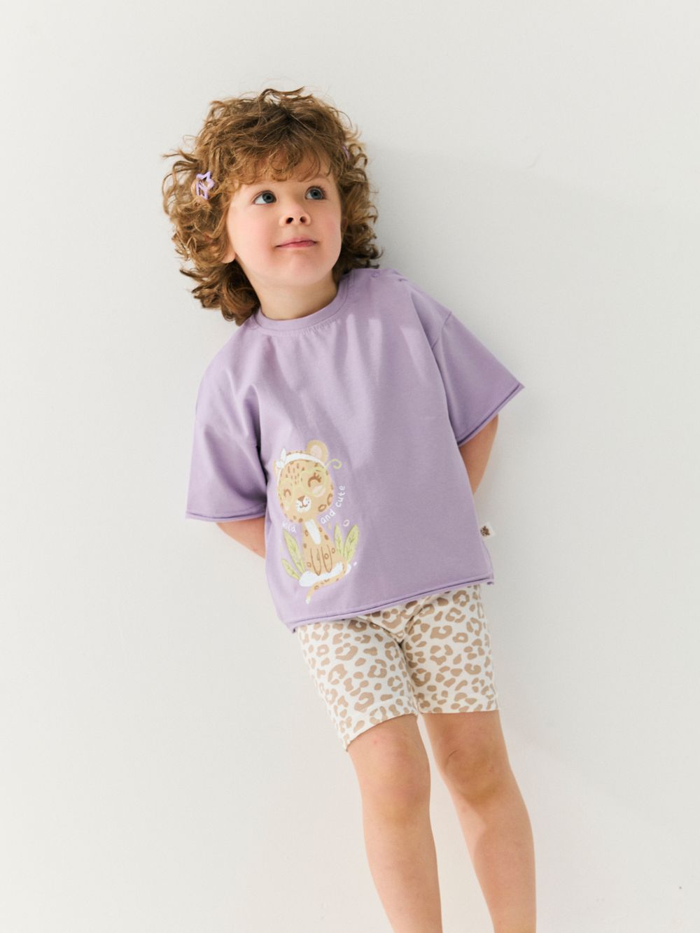 Футболка оверсайз "Лаванда" с принтом 0+