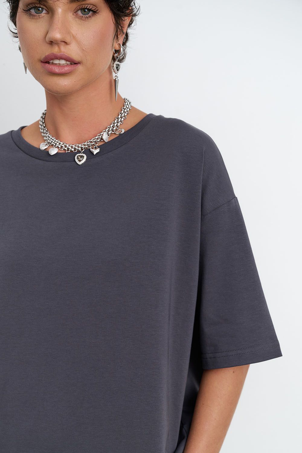 Футболка свободная цвета антрацит