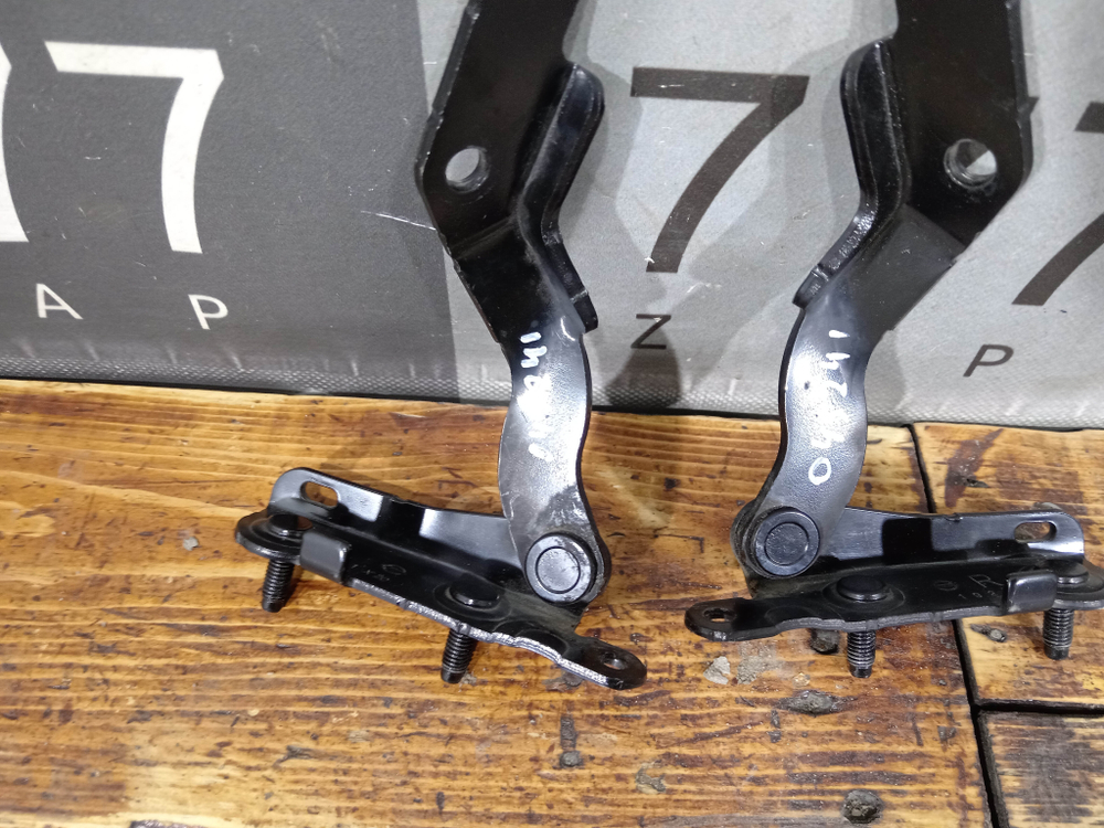 Петли крышки багажника комплект левая правая Nissan X-Trail 3 (T32) 13-23 Б/У Оригинал 904014BA0A