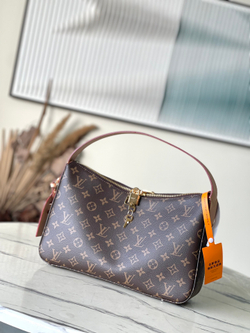 Louis Vuitton Slouchy PM