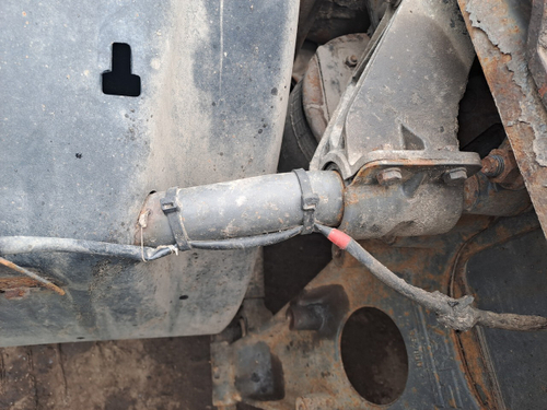 Кронштейн крыла заднего