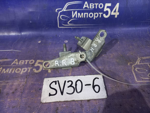 Петля двери задней правой TOYOTA CAMRY 1992