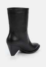 Полусапоги // Salmi // Black