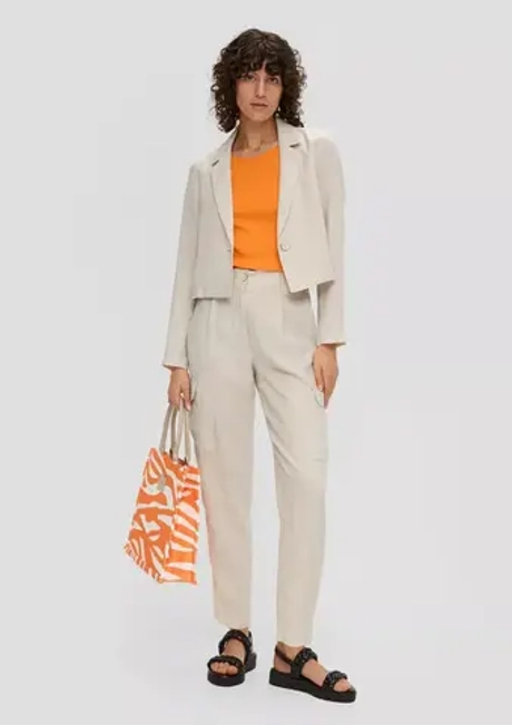 Льняной короткий пиджак