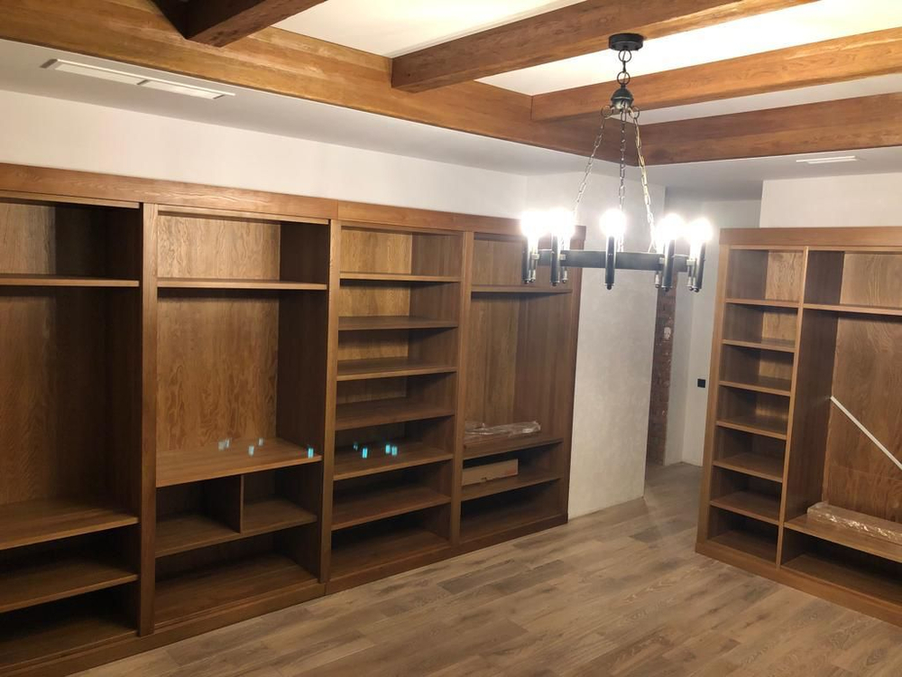 Комплект мебели для гардеробной из натурального дерева