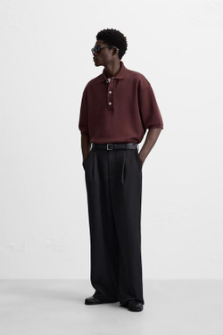 ZARA ПОЛО ИЗ РЕЛЬЕФНОГО ПИКЕ, ЦВЕТ БУРГУНДСКОГО ВИНА