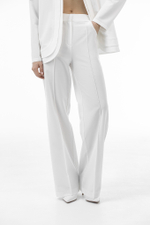 Костюм блуза на запах и брюки со стрелками из уплотненной поливискозы