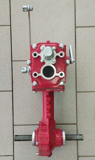 Коробка передач для мотоблока BR-105PRO NEW с фланцем вместе с редуктором (3 вперед)