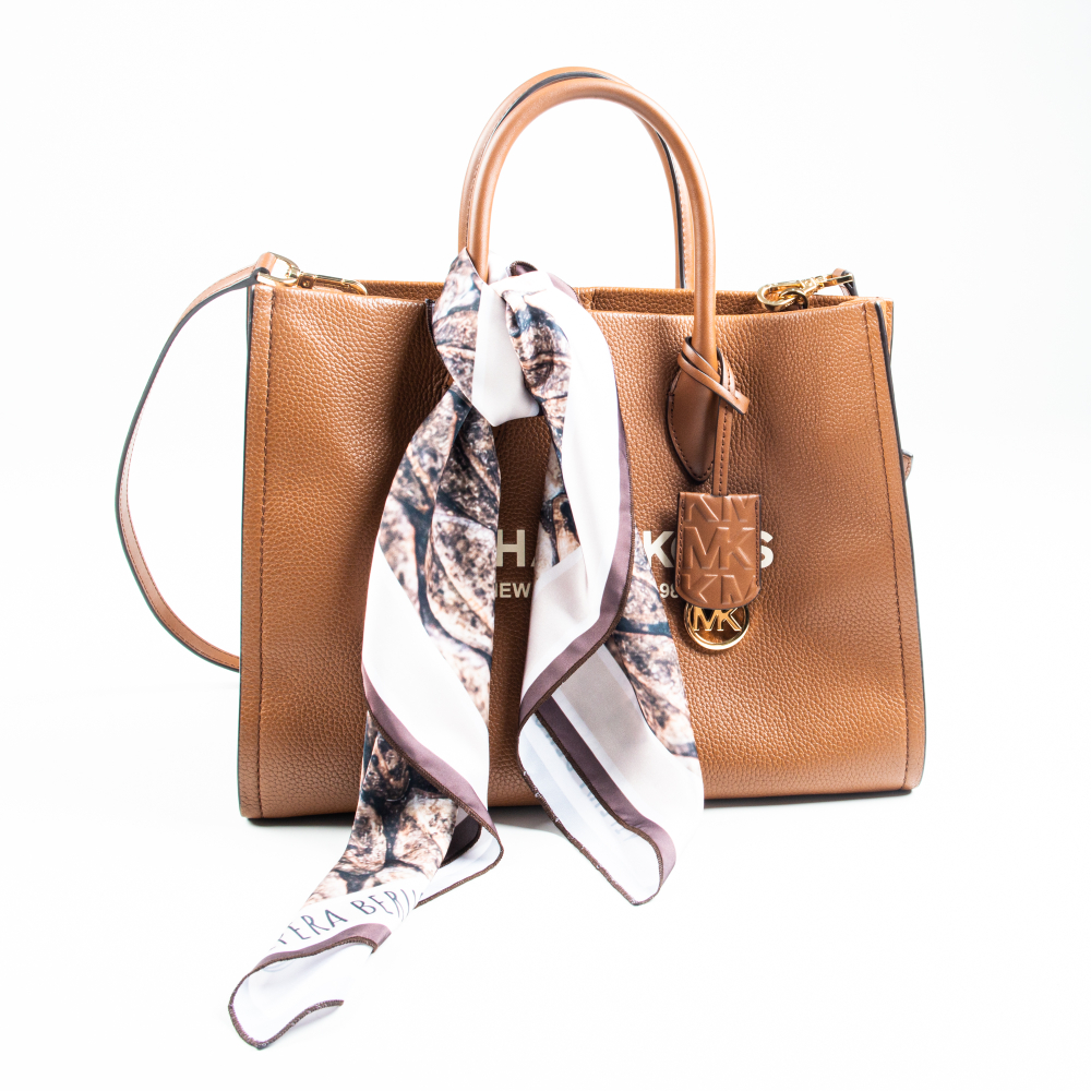 Шейный платок «Vipera berus», 70×70 см