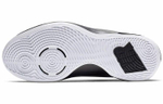 Кроссовки Nike Air Versitile 3