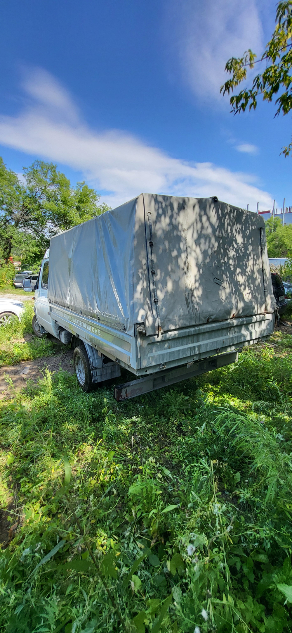 GAZ GAZELLE BUSINESS Бортовой (Евроборт) 330232 (Бортовой, Бензиновый, 2,7 л, 107 л.с.)