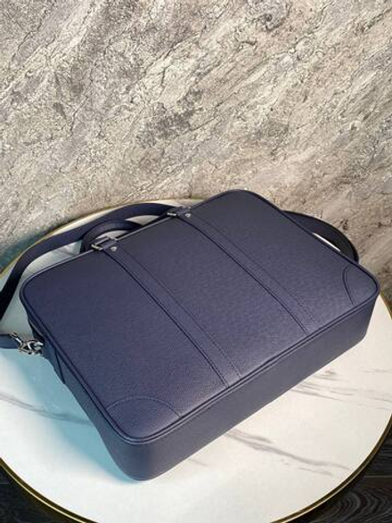 Портфель Louis Vuitton