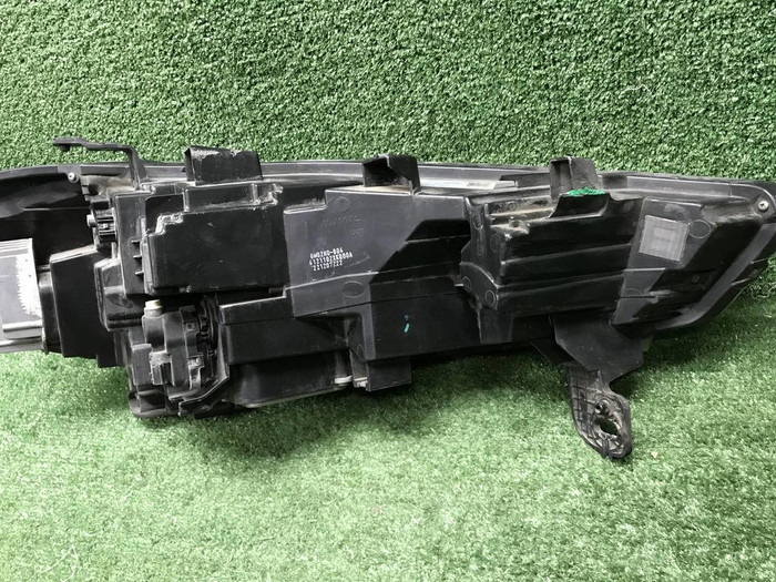 Фара левая Haval F7 (2018-2024) LED