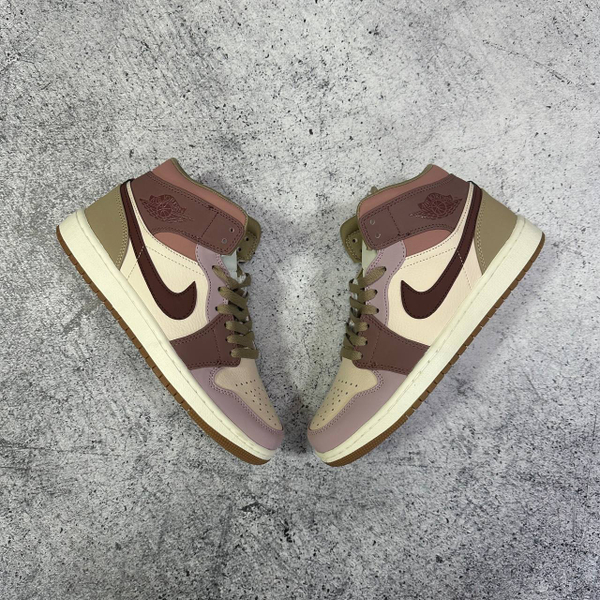 Кроссовки Nike Air Jordan 1 Mid Dark Pony Smoky Mauve